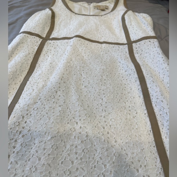 Michael Kors White Lace Dress, Size: 6, like new - Picture 7 of 7